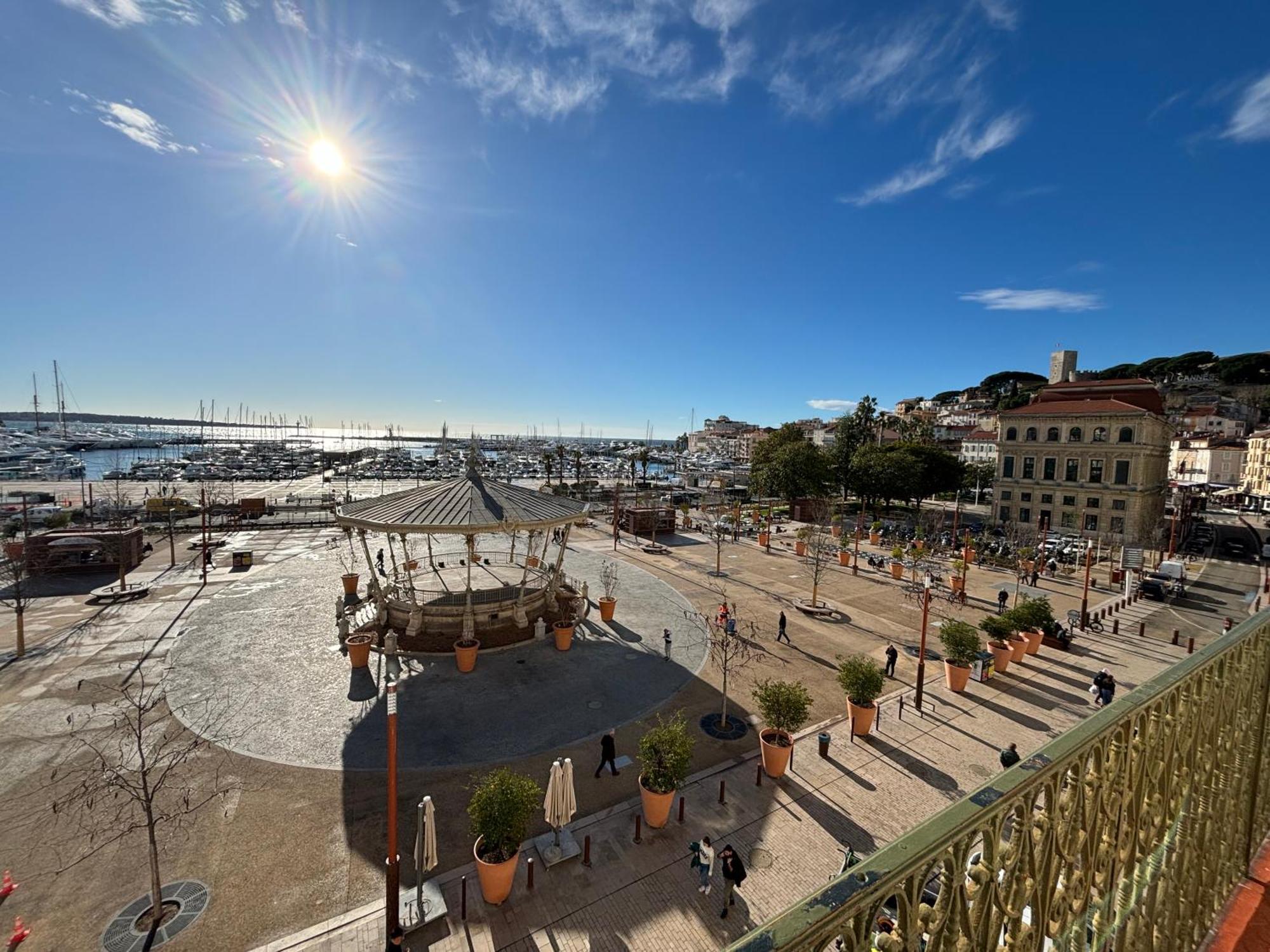 Cannes : Agreable Et Lumineux Appartement Vue Mer Bagian luar foto